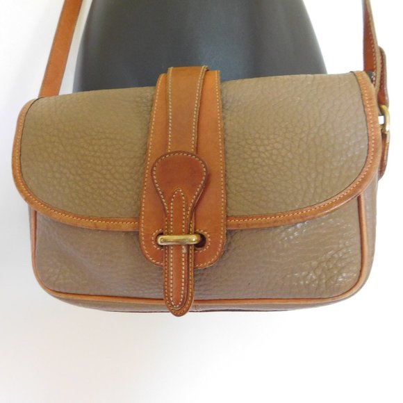 RARE VINTAGE DOONEY & BOURKE ESSEX FLAP BL… - Picture 2 of 16